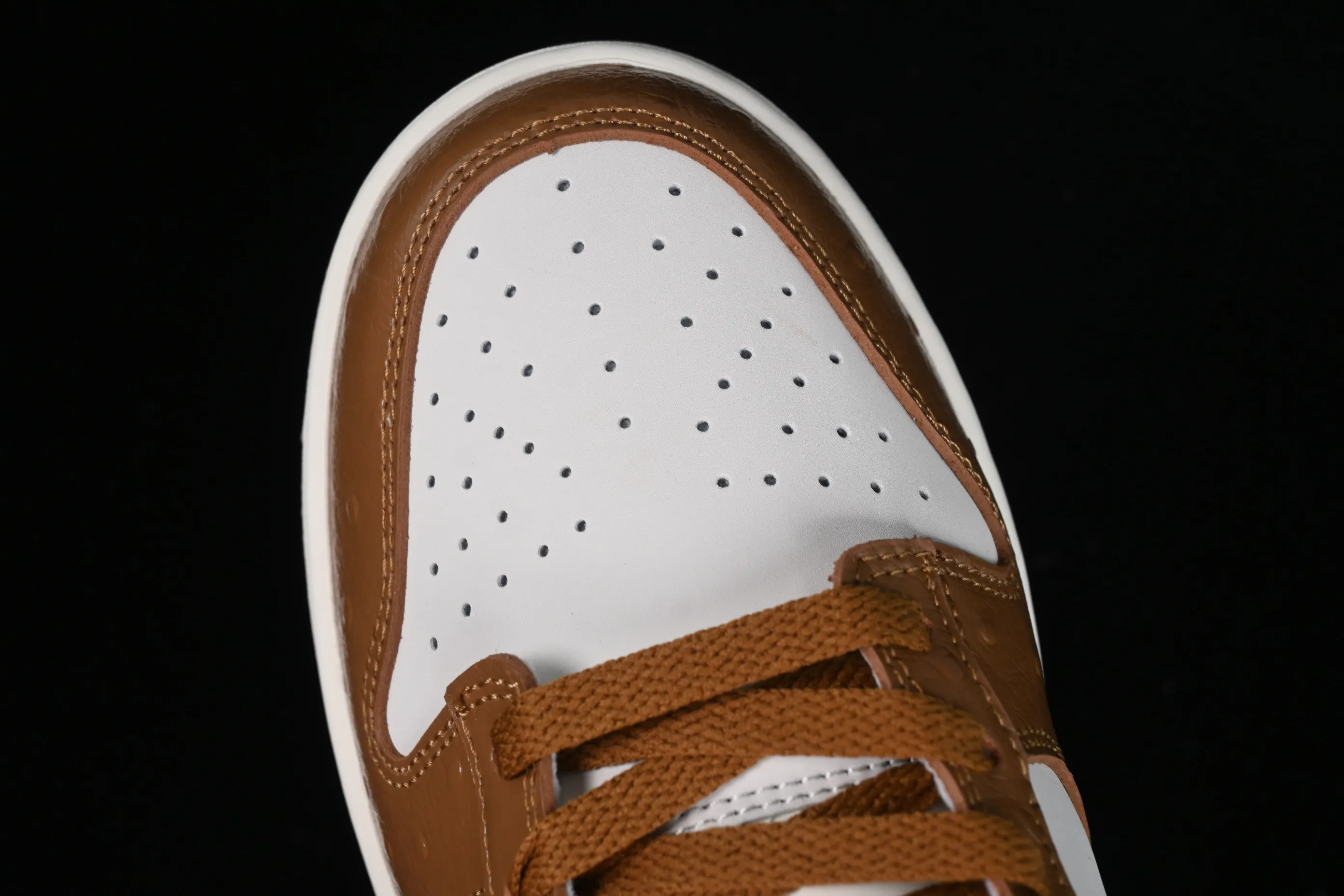 All categories Nk SB Dunk series Nk SB Dunk Low low-top sneakers Nk Dunk Low Lx "Brown Ostrich" camel SB low-top casual sneakers FJ2260-001
